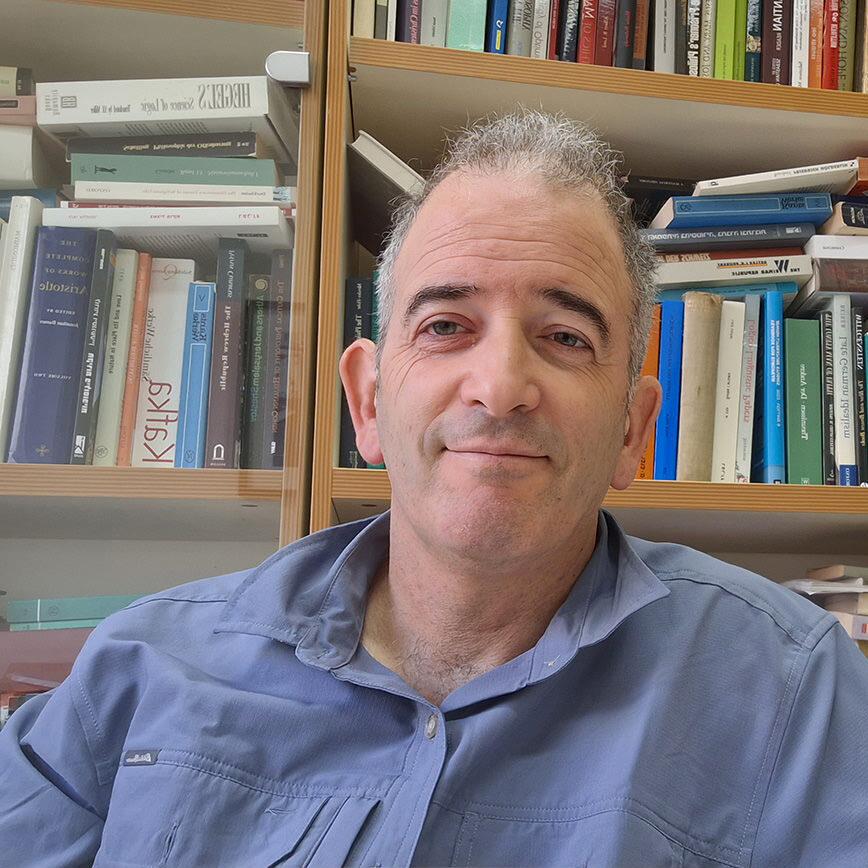 Portrait photo of Prof. Dr. Benjamin Pollock